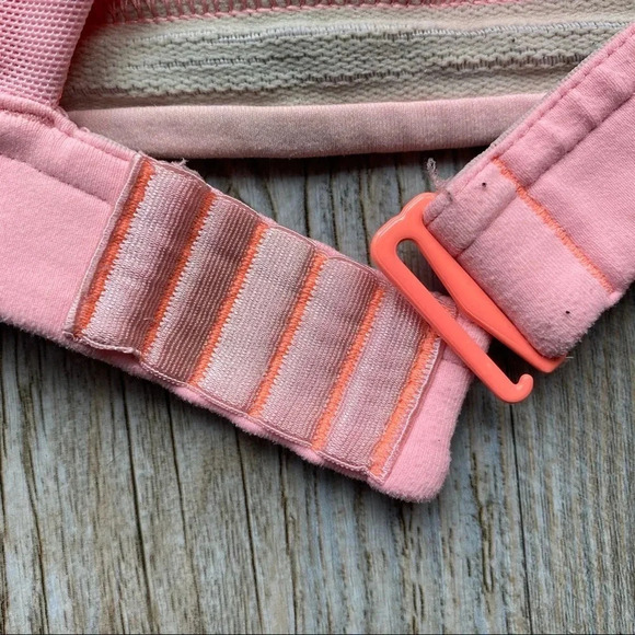 LULULEMON | Pink & Peach Bra - Picture 4 of 8